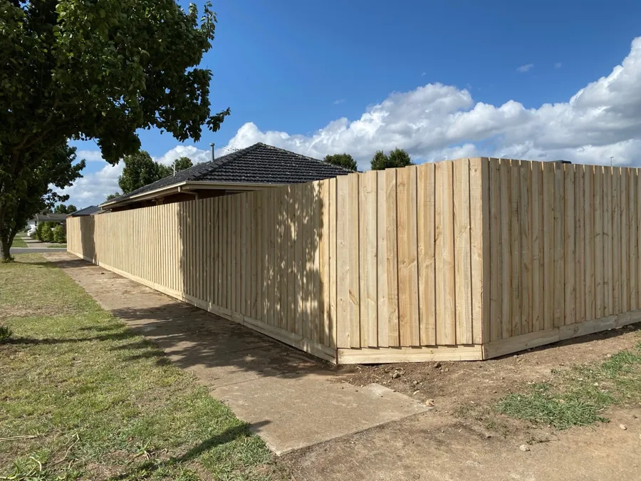 Timber paling fence corner