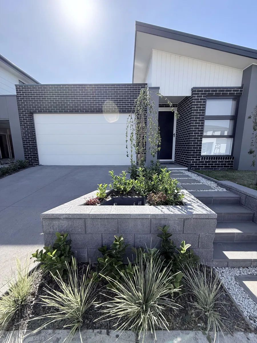 Raised block planter wall
